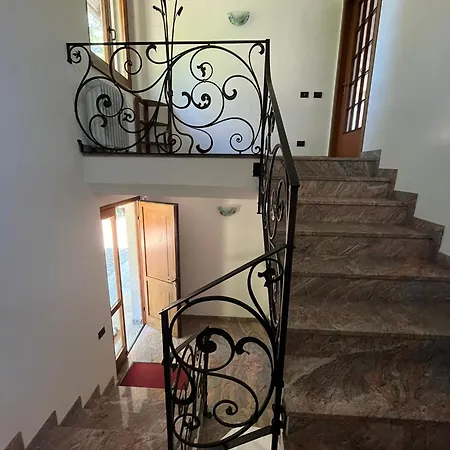 公寓 Signorile Quadrilocale Nel Di Guardia Villa Guardia