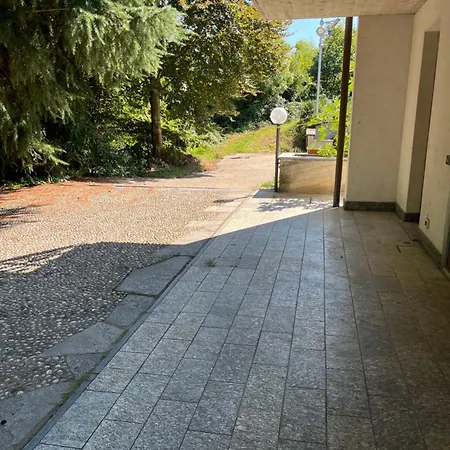Signorile Quadrilocale Nel Di Guardia Apartamento Villa Guardia